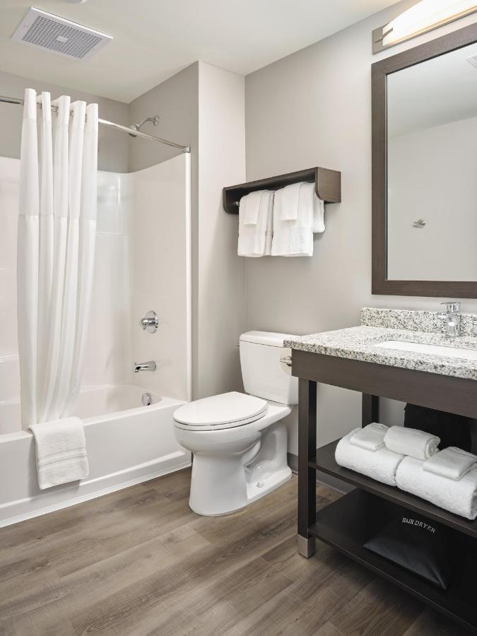 Stayapt San Antonio-randolph Hotel